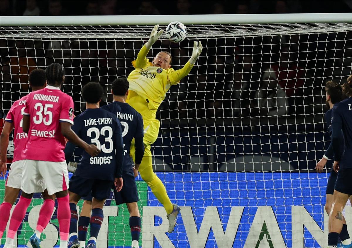 فوز باريس سان جيرمان يعزز صدارته للدوري الفرنسي قبل ربع نهائي التشامبيونزليغ