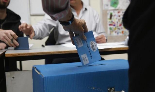 استطلاع: المشتركة العربية الثلاثية تحصد 8 مقاعد والتمثيل العربي يرتفع إلى 12