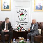 تحذيرات من أزمة غير مسبوقة تهدد "الأونروا" وسط تصاعد استهداف اللاجئين الفلسطينيين