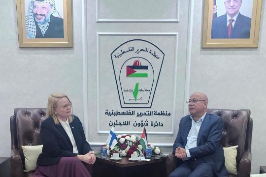 أبو هولي يؤكد على أهمية دعم فنلندا للأونروا لحماية حقوق اللاجئين الفلسطينيين
