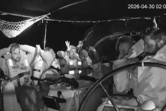 الاحتلال يقتحم سفن مساعدات متجهة لقطاع غزة في المياه الدولية قرب اليونان