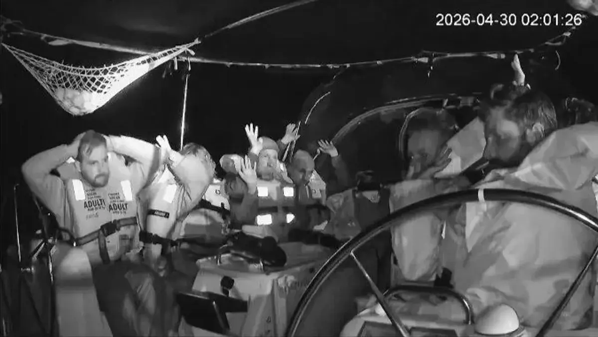 منظمو "أسطول الصمود" يتهمون إسرائيل باحتجاز السفن في المياه الدولية قرب اليونان