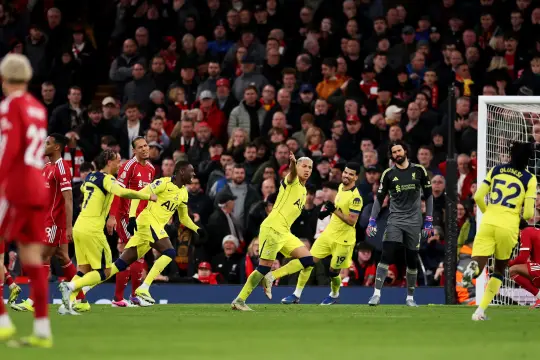 فيديو: توتنهام يخطف تعادلاً قاتلاً من ليفربول في أنفيلد بالدوري الإنجليزي