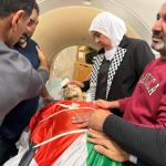 استشهاد شاب من دير جرير خلال هجوم للمستوطنين وجنود الاحتلال على القرية