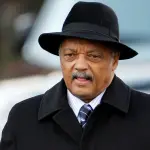 وفاة القس الأميركي جيسي جاكسون عن 84 عاماً بعد مسيرة نضال تجاوزت نصف قرن