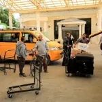 نحو 19 ألف مسافر عبر معبر الكرامة خلال أسبوع وإيقاف 55 مطلوباً للقضاء