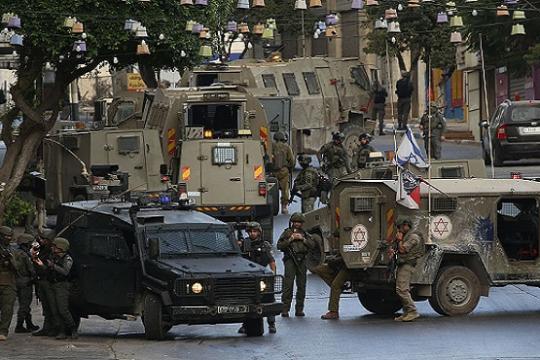 حصار مادما يدخل يومه العاشر.. 2500 فلسطيني يواجهون نقص الأدوية والغذاء