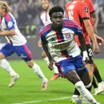 ليلة الانتصارات الأولى في الدوري الفرنسي: ليون يكتسح رين، وتولوز ولمان يتذوقان طعم الفوز
