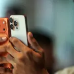 أبل تطوّر خدمات الاتصالات عبر الأقمار الاصطناعية لهواتف آيفون