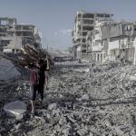 الغزيون عادوا ليجدوا المدينة بلا ملامح.. فقط الركام يستقبلهم