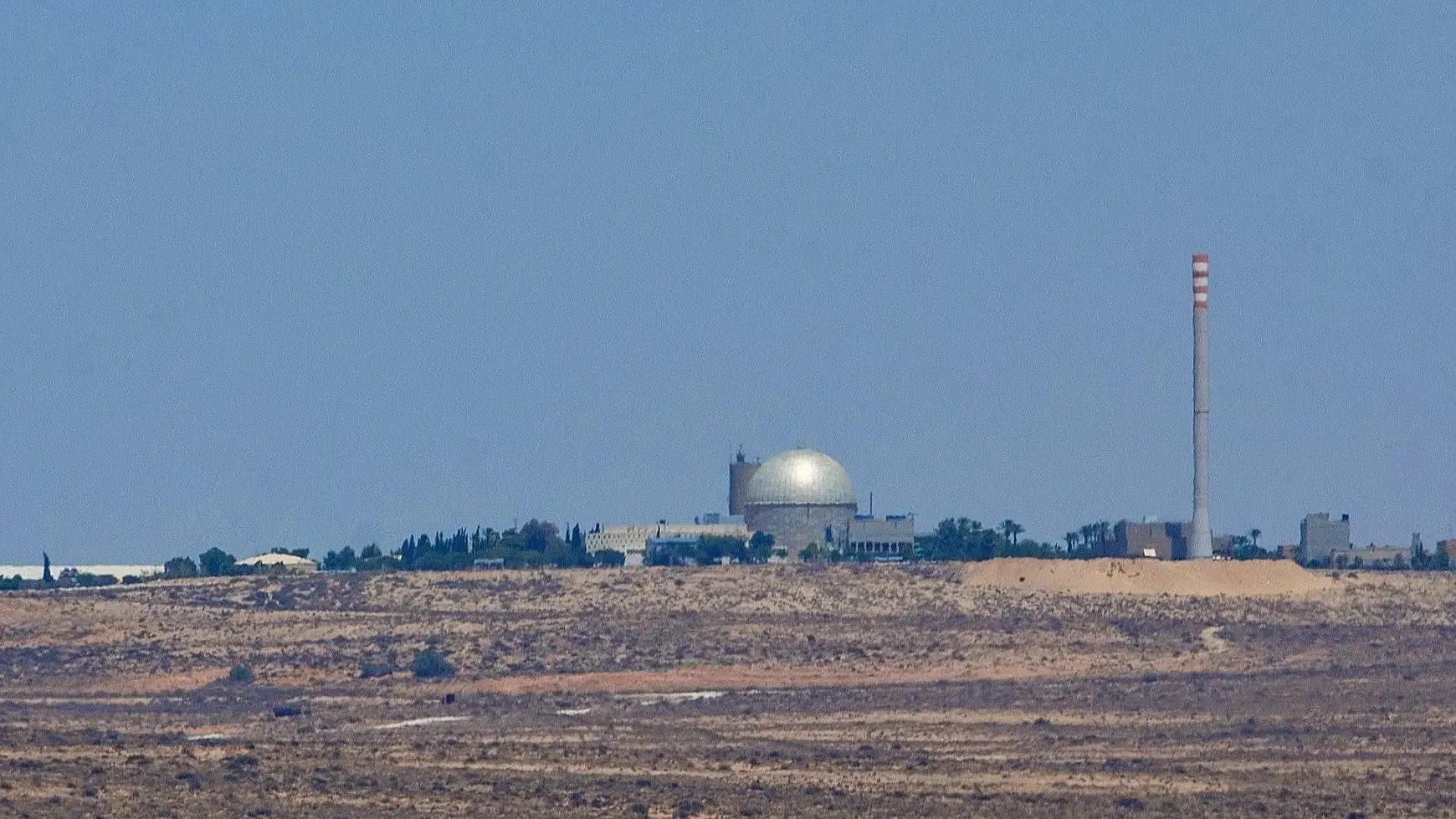 صفارات الإنذار تدوي في الجنوب والشمال الإسرائيلي عقب إطلاق صواريخ من إيران ولبنان