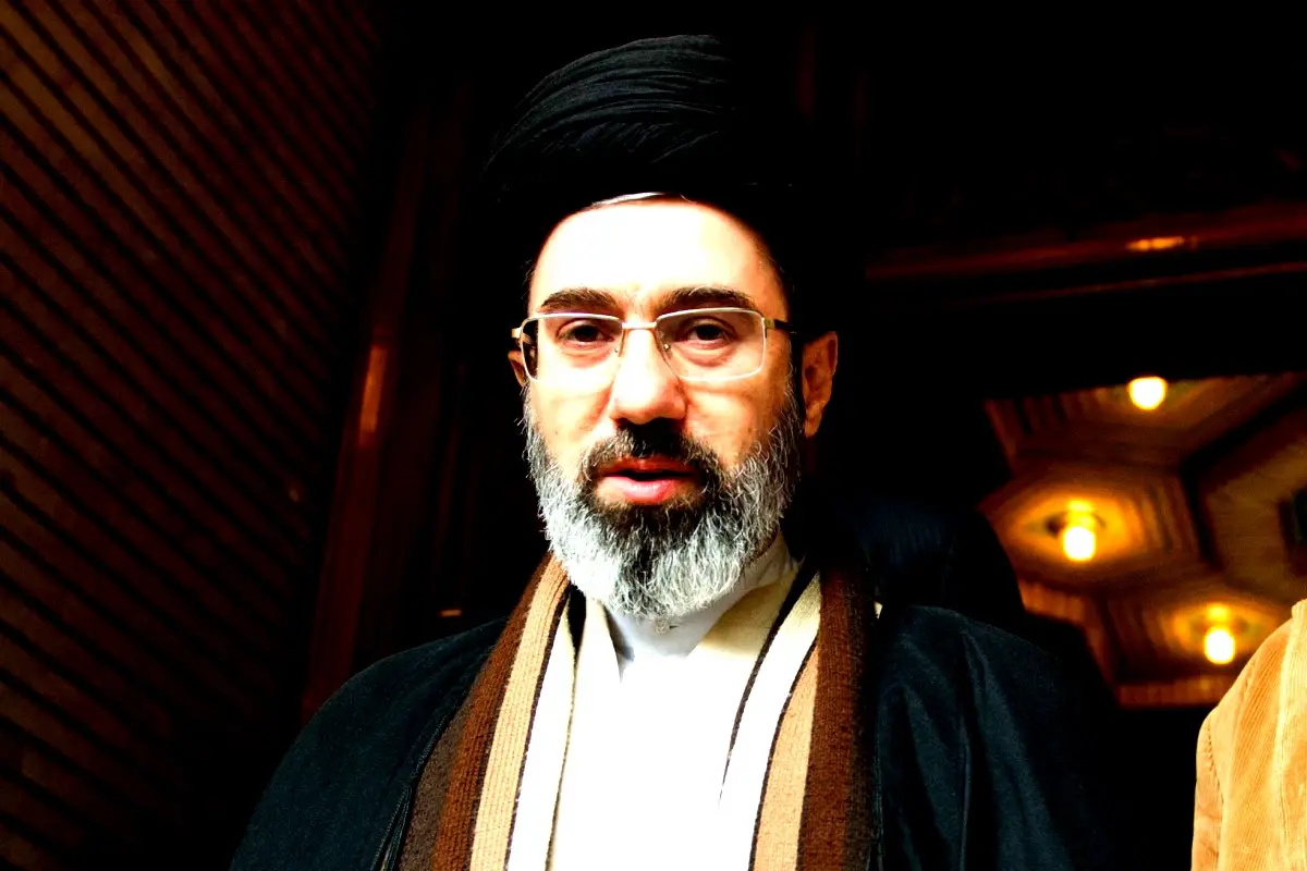 مجتبى خامنئي يشدد على الانتقام لقتلى إيران ويدعو لاستمرار الضغط على "العدو" في أول خطاب له