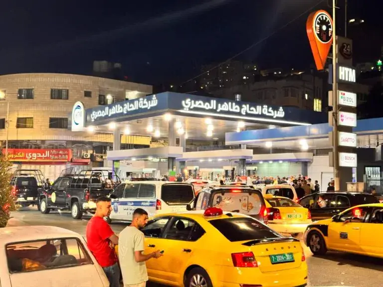 تراجع في كميات الوقود الواردة من إسرائيل للضفة الغربية