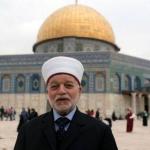 المفتي العام يعلن الجمعة أول أيام عيد الفطر بعد تعذر رؤية الهلال