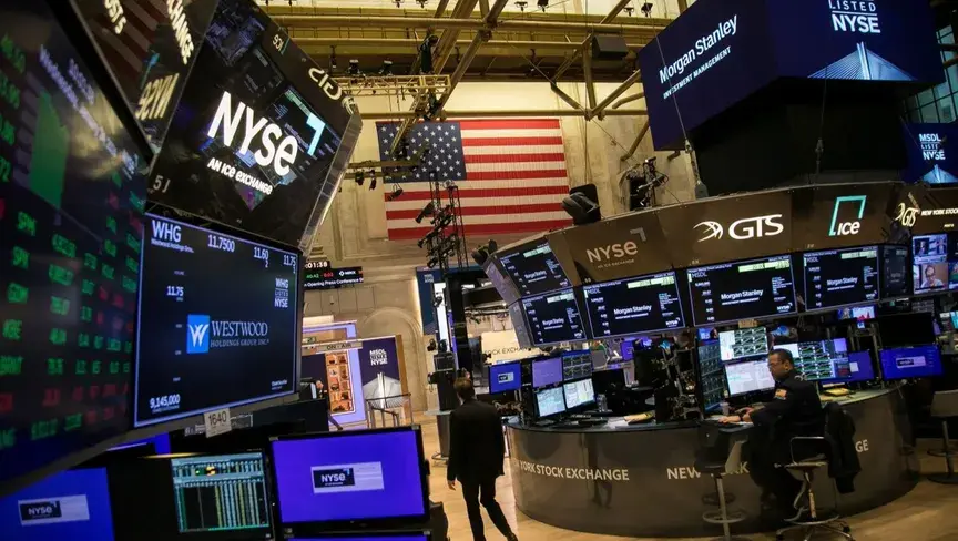 مؤشر S&P 500 يتأرجح وأسعار النفط تتراجع بعد تصريحات متضاربة حول مضيق هرمز