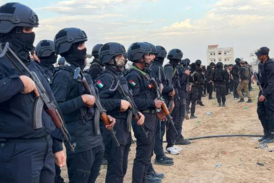 تقرير إسرائيلي: مشروع الميليشيات في غزة يواجه فشلاً واسعاً وتقديرات بتحوله إلى عبء على إسرائيل