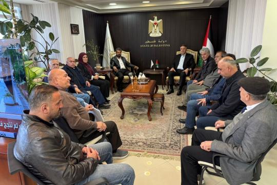 تنسيق إعلامي فلسطيني شامل لإحياء يوم الأسير وتعزيز حضور قضيته دولياً