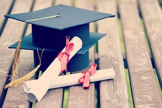 التربية والتعليم تُعلن عن منح دراسية في الهند