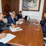 مندوب فلسطين ونائب رئيس وزراء باكستان يبحثان التصعيد الإسرائيلي ووقف إطلاق النار في غزة