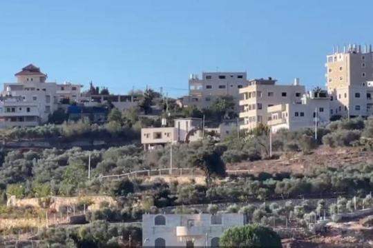 الاحتلال يشرع بهدم منزل الأسير قدري سمارة بالقدس