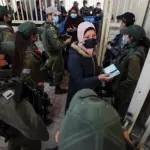 أكثر من 90 أسيرة فلسطينية يتعرضن لانتهاكات ممنهجة في سجون الاحتلال