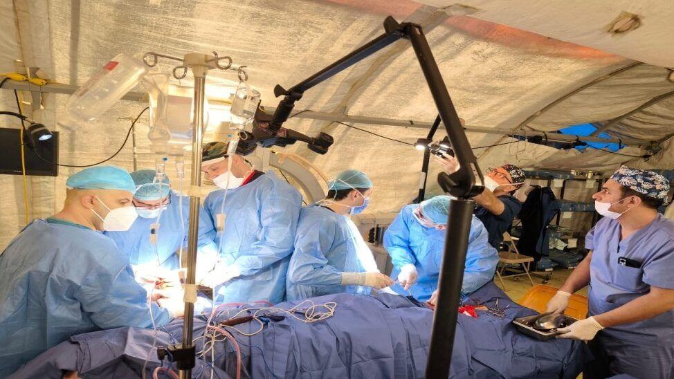 42 ألف جريح في غزة بانتظار عمليات جراحية عاجلة وسط انهيار صحي شامل