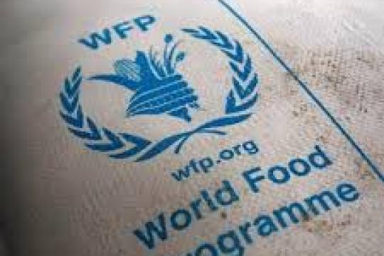 بسبب نقص التمويل.. الأغذية العالمي يقلص عدد المستفيدين بالضفة إلى النصف