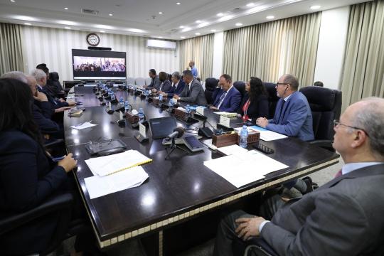 رئيس الوزراء: احتياجات أطفال غزة أولوية وطنية وإشراكهم في إعادة إعمار القطاع