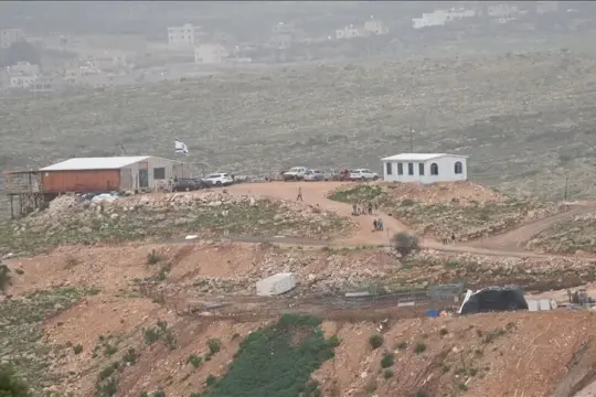 منذ بداية حرب غزة.. الاحتلال استولى على 25 ألف دونم بالضفة