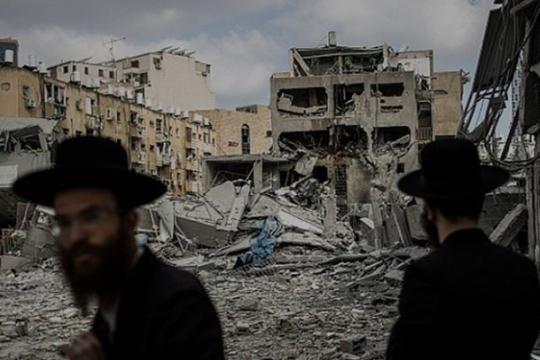 إيران تبدأ الرد على الهجوم الاسرائيلي الاميركي