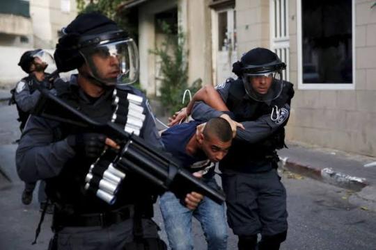 نادي الأسير: الاحتلال يحقق ميدانيًا مع أكثر من 100 فلسطيني بالضفة خلال 48 ساعة