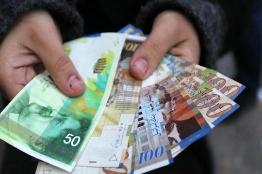 استقرار أسعار صرف العملات الأجنبية مقابل الشيكل في فلسطين اليوم الأربعاء