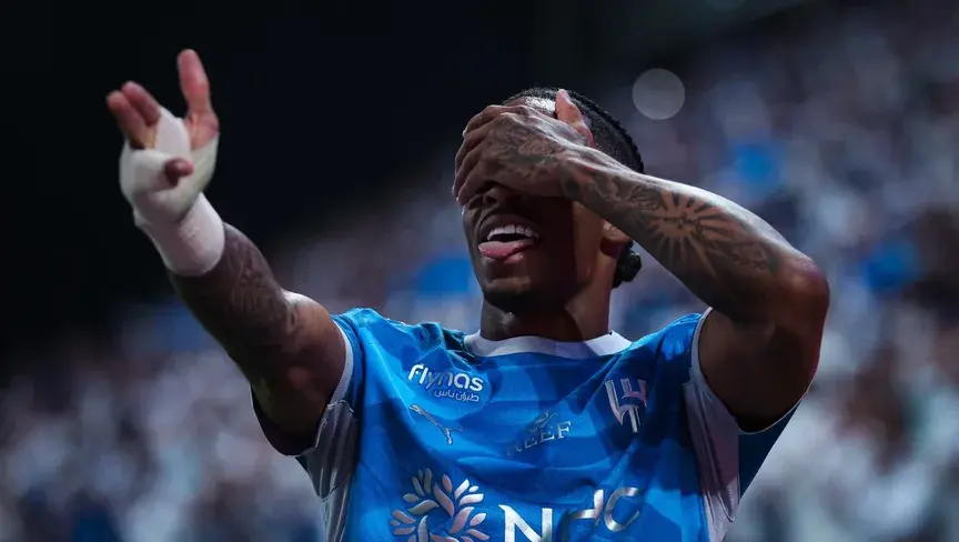 واتكينز يسجل في ظهوره الأول والهلال يتصدر الترتيب