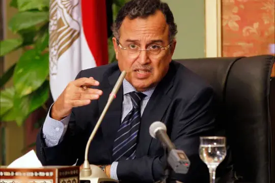 بعد اختياره أميناً عاماً للجامعة العربية نبيل فهمي: نواجه مخططات تستهدف أمن واستقرار الأمة