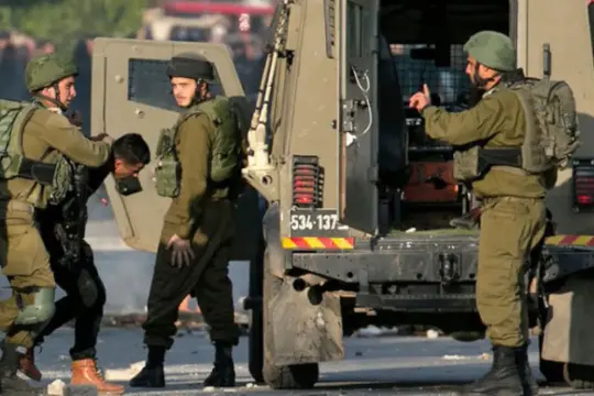 الجيش الإسرائيلي يعتقل نحو 100 فلسطيني في الضفة خلال أسبوع