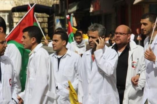 نقابة الأطباء تعلن بدء خطوات تصعيدية احتجاجًا على عدم تنفيذ الاتفاقيات
