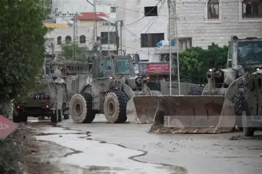 الاحتلال يمنع وقفة لأهالي مخيم نور شمس احتجاجًا على قرارٍ بهدم 25 مبنى سكنيًا