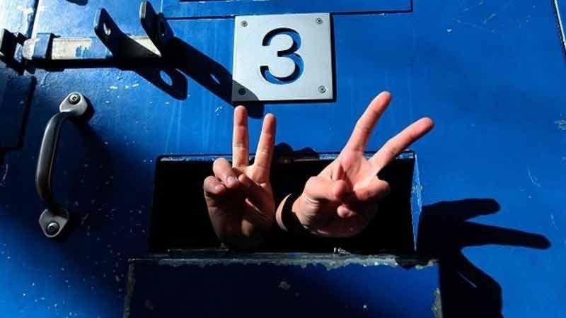 الاحتلال يصدر أوامر اعتقال إداري بحق 28 معتقلًا فلسطينيًا بين أوامر جديدة وتجديدات