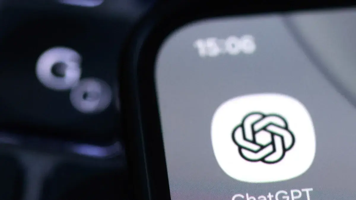 التحديث يتيح استخدام الإضافات والتطبيقات المتصلة داخل Voice وإنجاز المستندات والعروض والجداول عبر ChatGPT Work