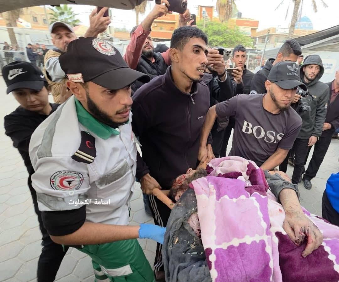 استشهاد مواطن متأثرًا بإصابته في قصف إسرائيلي بدير البلح واستمرار خروقات وقف النار