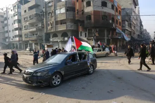 470 ألف فلسطيني يعودون إلى غزة منذ وقف إطلاق النار