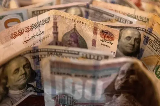 الجنيه المصري يحقق أول مكاسب أسبوعية أمام الدولار منذ مطلع أغسطس