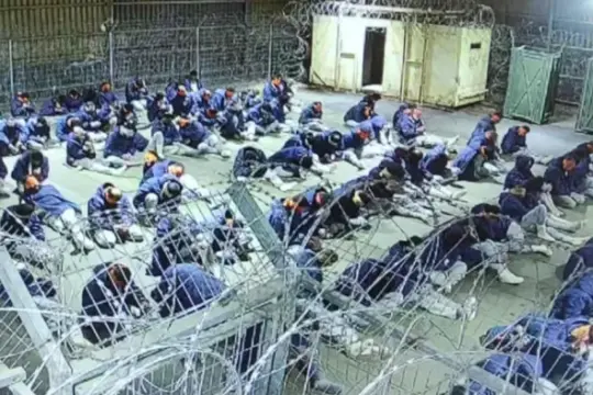 مؤسسات الأسرى تكشف معلومات جديدة عن أماكن احتجاز معتقلي غزة في سجون الاحتلال