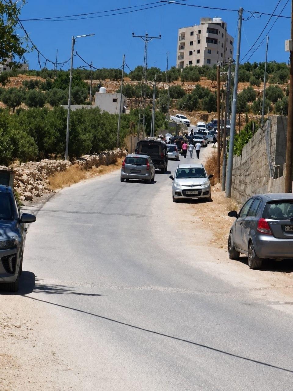 مداهمات طالت أحياء في نابلس وعددًا من بلدات بيت لحم، مع إغلاق منطقة أبو انجيم واعتقال رئيس بلدية جناته وشابين من بيت لحم والقدس.