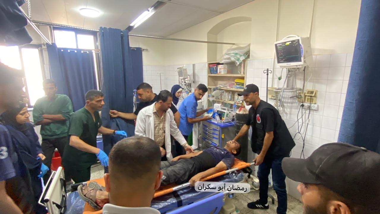 طائرة مسيّرة من نوع "كواد كابتر" تقصف مدنيين قرب مفرق دولة وسط تواصل خروقات الاحتلال لاتفاق وقف إطلاق النار في قطاع غزة.