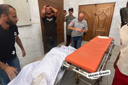 4 شهداء بينهم سيدة وأطفال في قصف إسرائيلي استهدف مستشفى اليمن السعيد شمال قطاع غزة