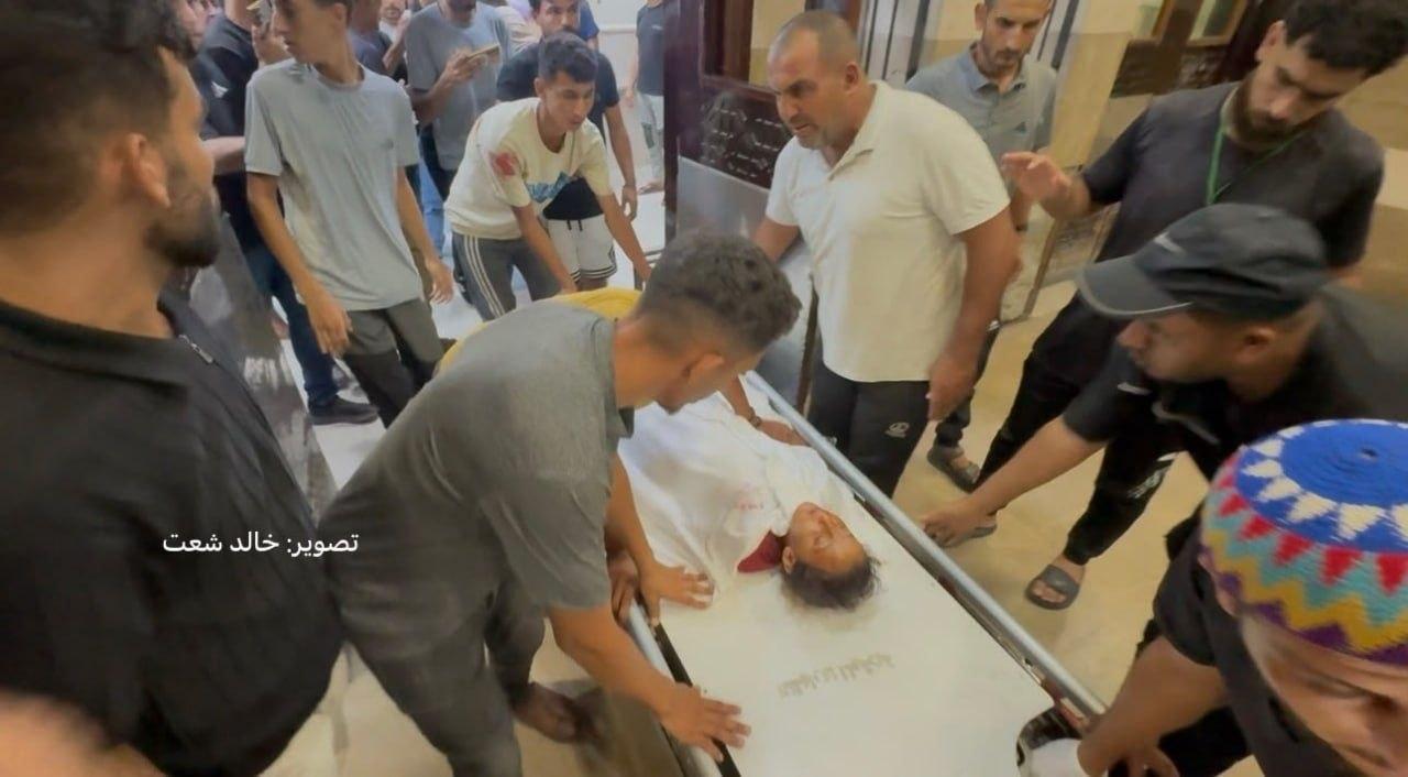 قصف خيام النازحين ومناطق متفرقة يرفع حصيلة الشهداء منذ الاثنين إلى ثمانية