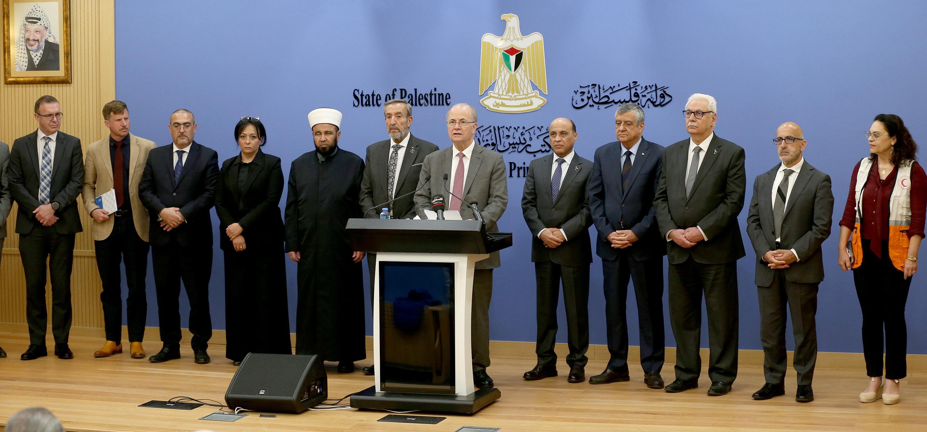 مصطفى يطالب المجتمع الدولي باتخاذ خطوات حقيقية لوقف الحرب