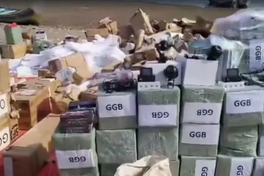 ضبط قارب تهريب حوثي يحمل معدات طائرات مسيّرة قبالة سواحل لحج
