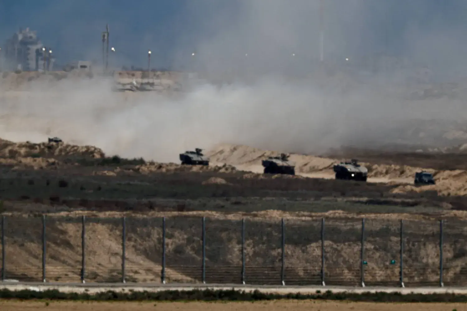 الكابينيت يناقش احتلال غزة: خطة خمسية لاقتحام المدينة والمخيمات